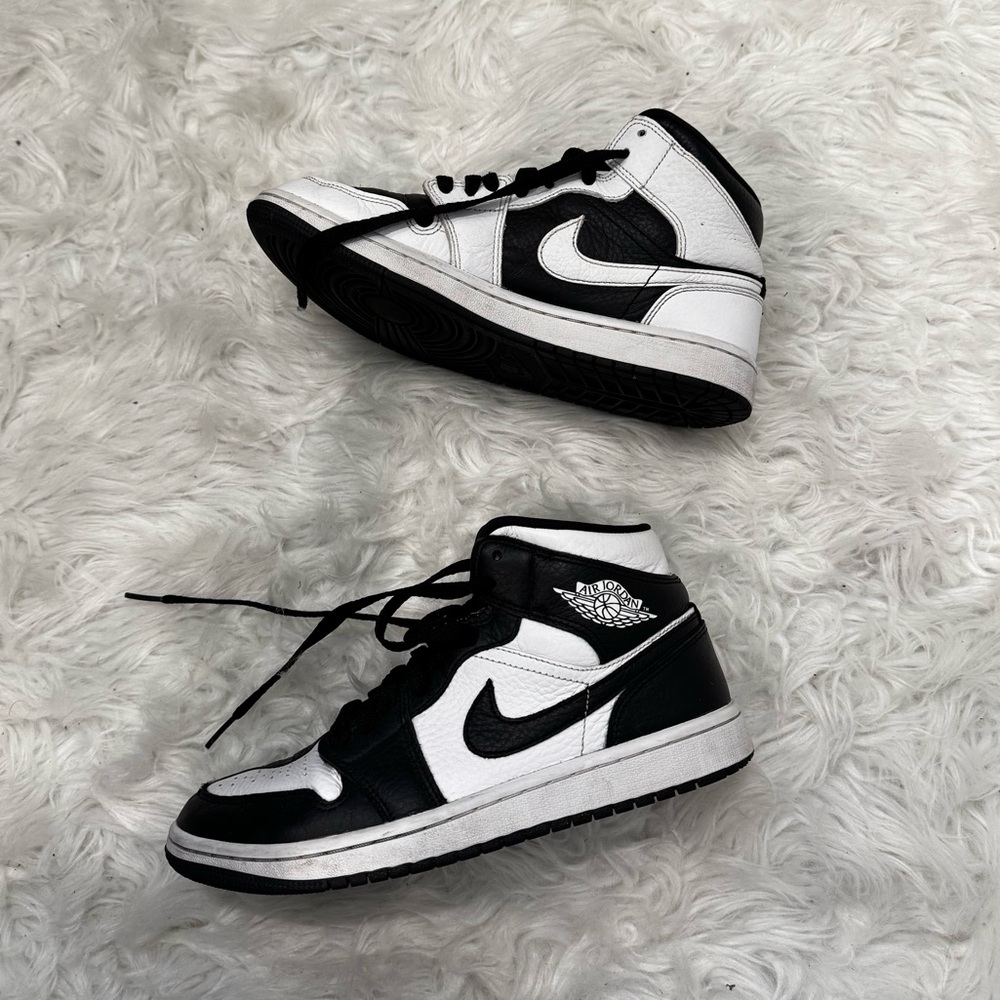Nike Air Jordan 1 “Split Black and White” Sneakers